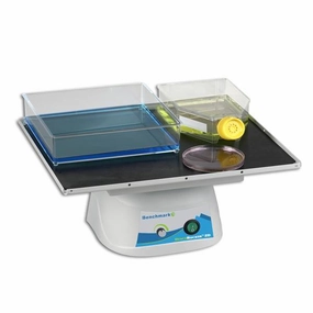 Benchmark BR2000 BenchRocker 2D Rocker. variable speed. 14x12 platform with flat mat